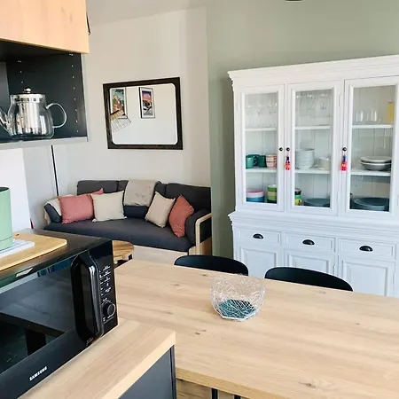 Le Treich Laplene - Parking Wifi Apartment